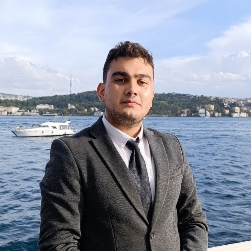 Portrait of Arda Akgül